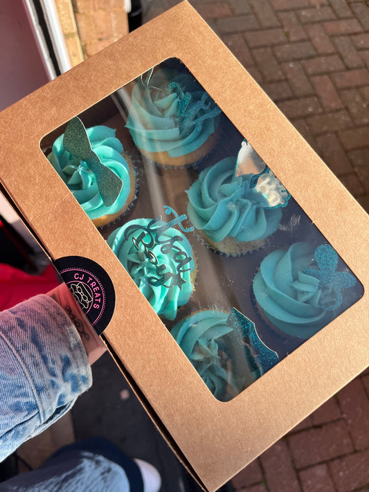 Baby shower cupcakes