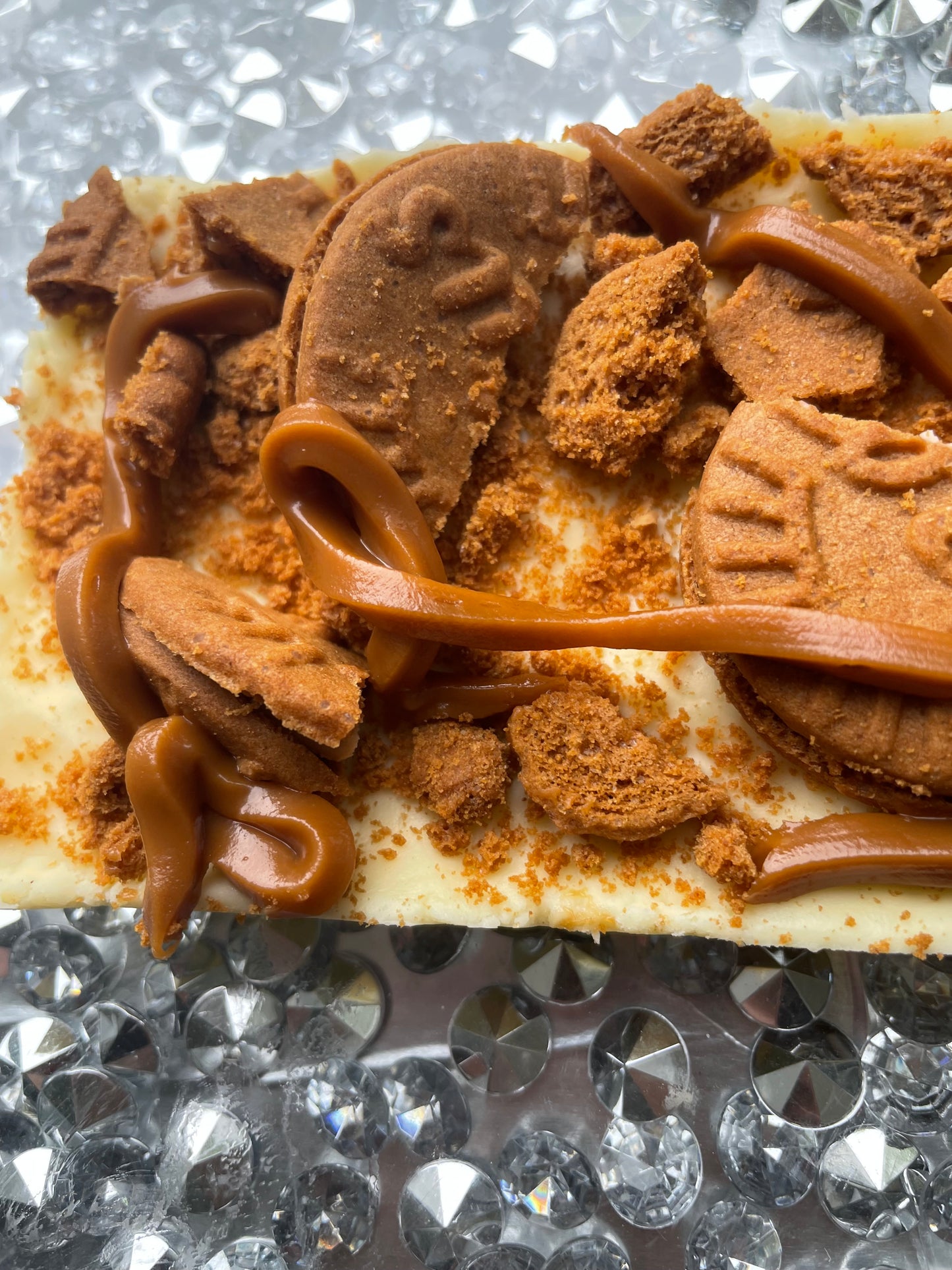 Biscoff white chocolate slab