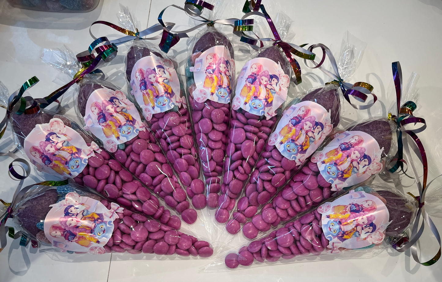 Themed sweet cones