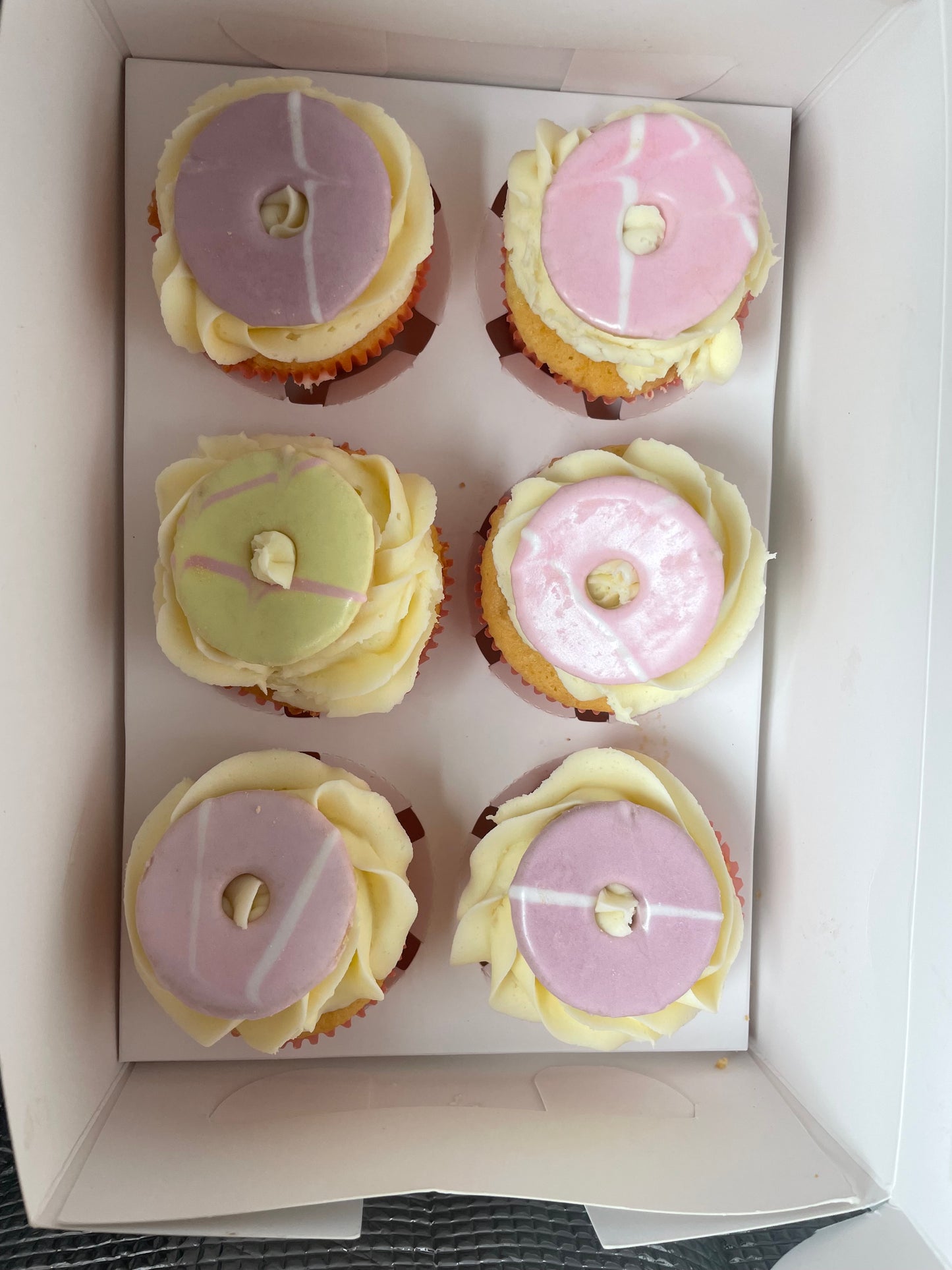 Vanilla cupcakes
