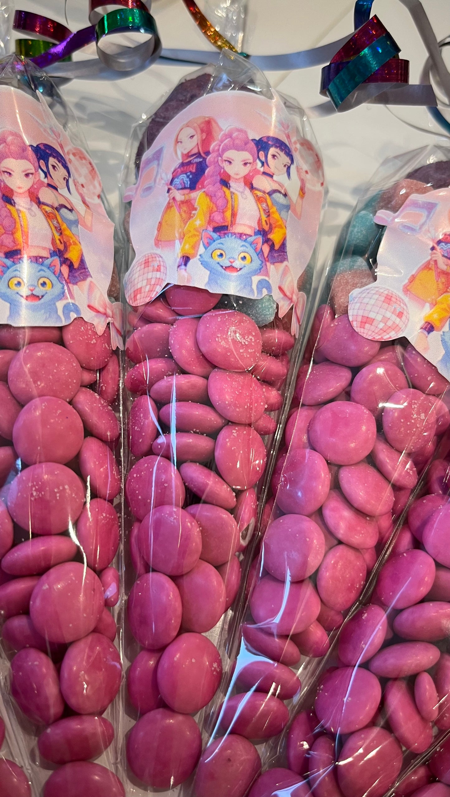 Themed sweet cones